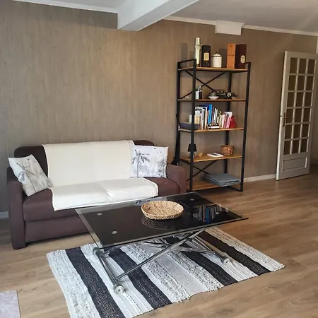 Cozy In Private Terrace Pouncho * Millau